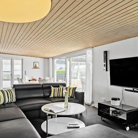Holiday home Sl329-slagelse-rodstjaertevej-7 *